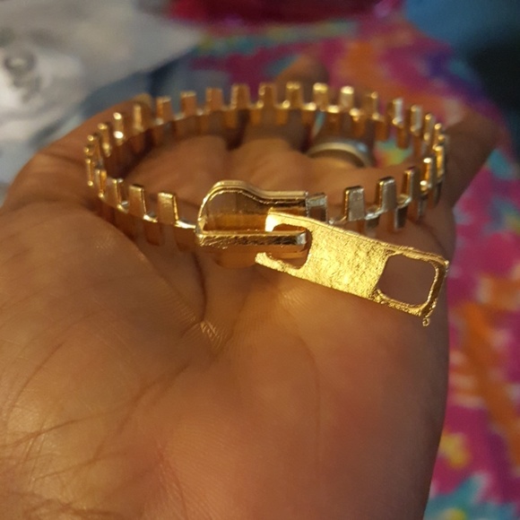 bracelet - Picture 2 of 2